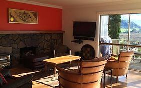 Lakeview Holiday Home
